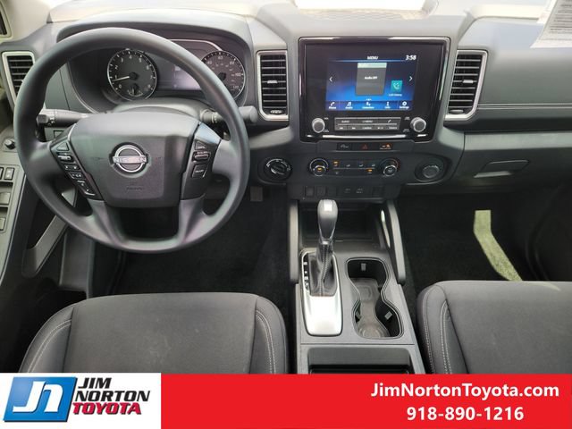 Used 2024 Nissan Frontier SV AWD/4WD image 26