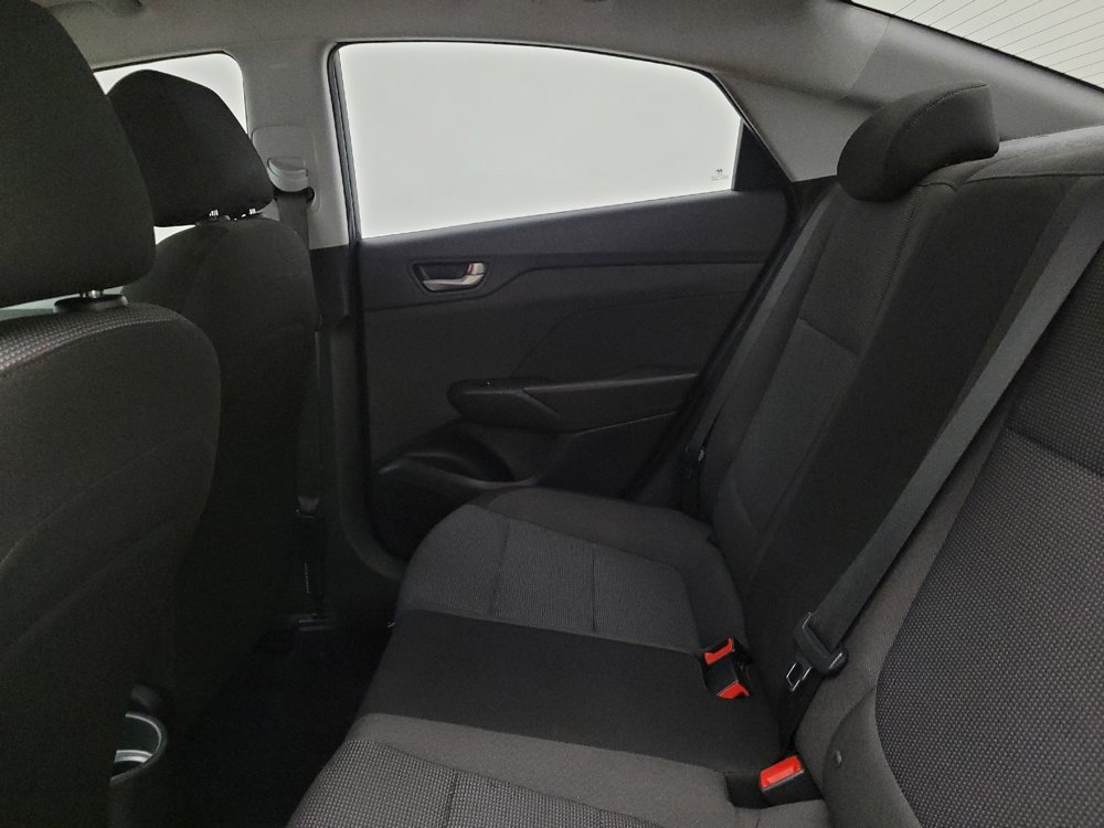 Used 2018 Hyundai Accent SE FWD image 18