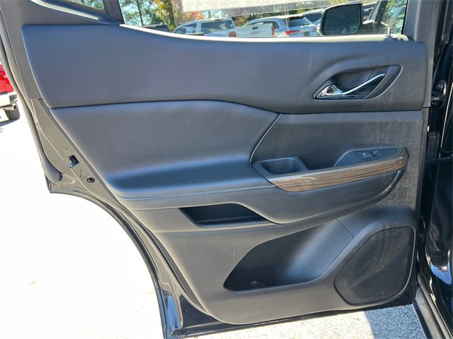 Used 2023 GMC Acadia SLE w/ Driver Convenience Package image 22