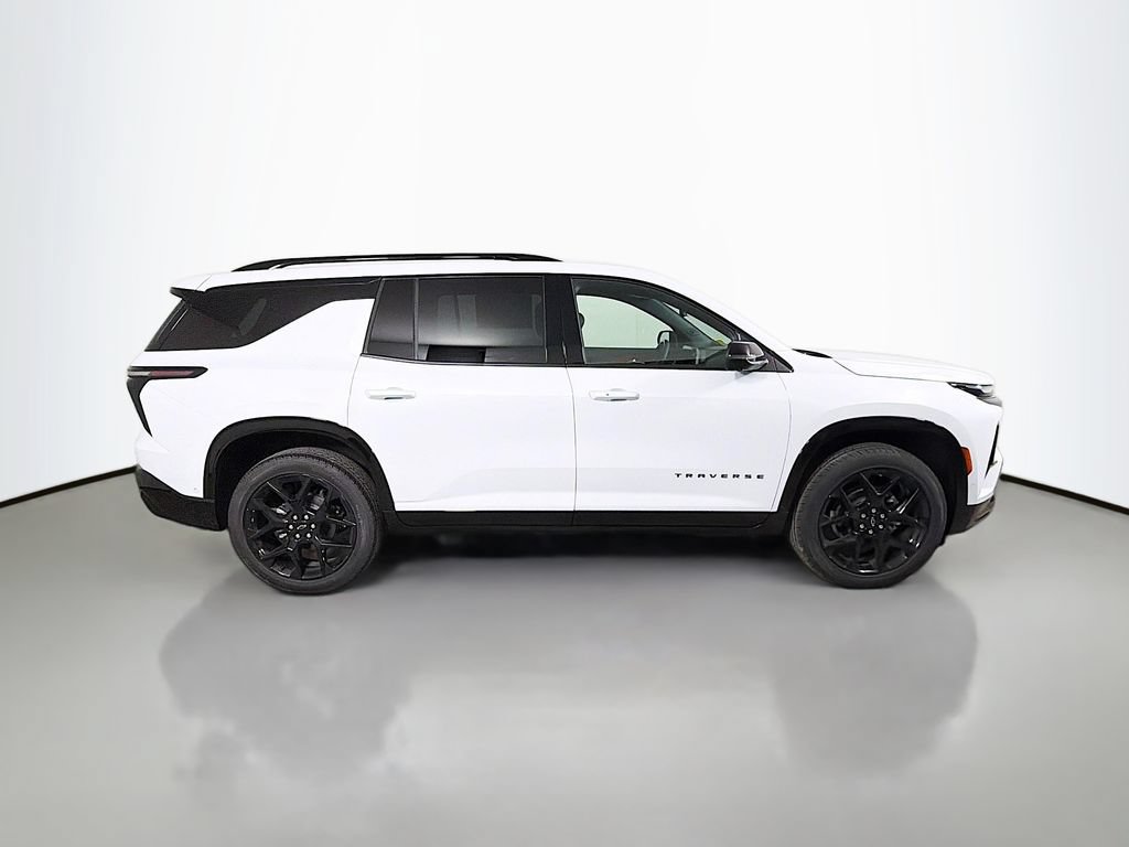 New 2026 Chevrolet Traverse RS w/ LPO, Floor Liner Package AWD/4WD image 4