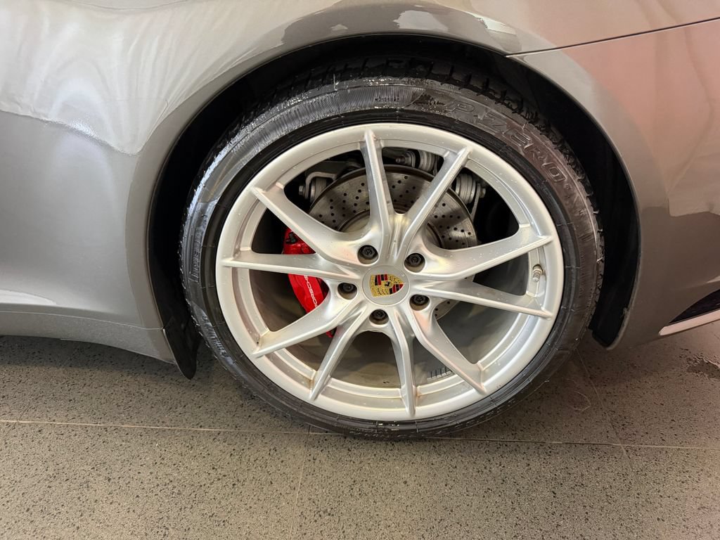 Used 2017 Porsche 911 Carrera S RWD image 11