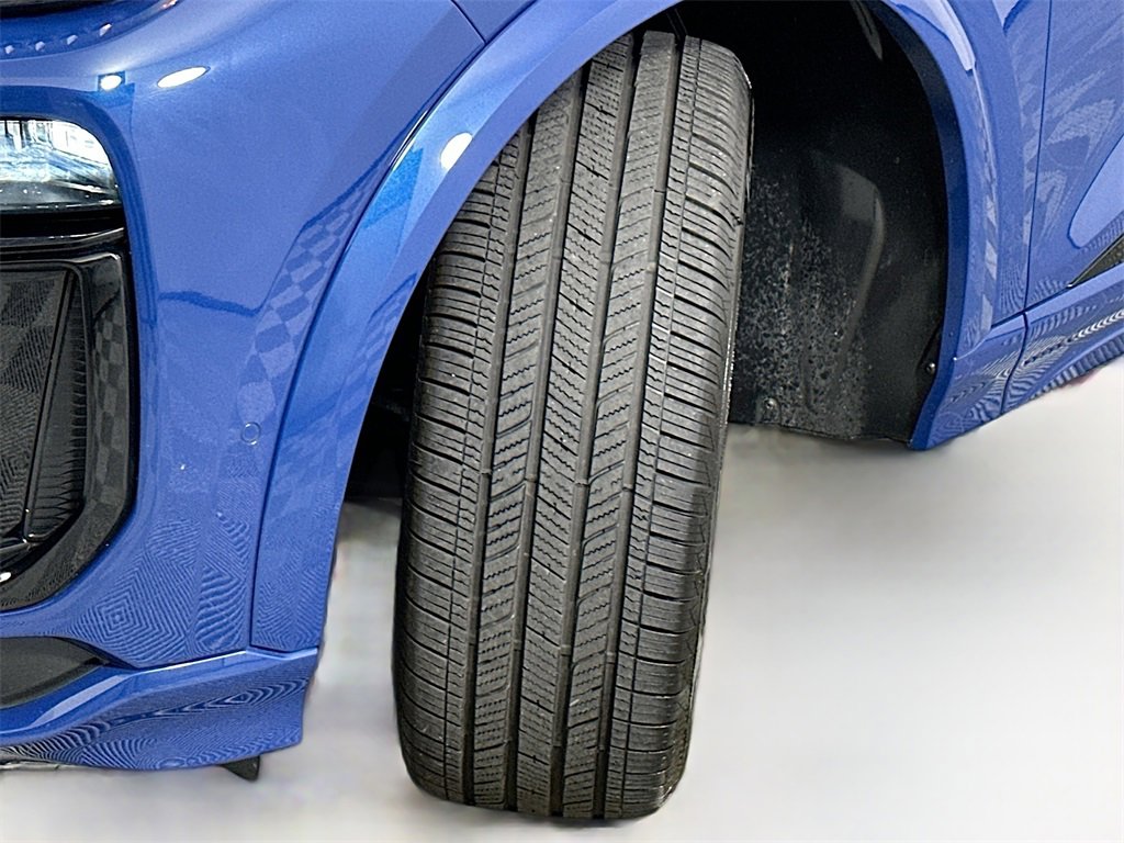 Used 2025 Audi SQ6 e-tron Premium Plus w/ Premium Plus image 21