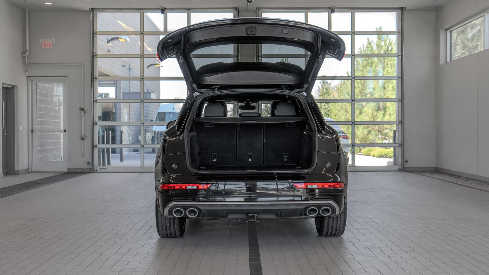 Used 2021 Audi SQ5 Prestige w/ Prestige Package AWD/4WD image 16