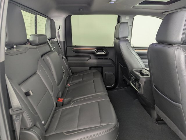 Used 2024 GMC Sierra 3500 Denali w/ Denali Reserve Package image 19