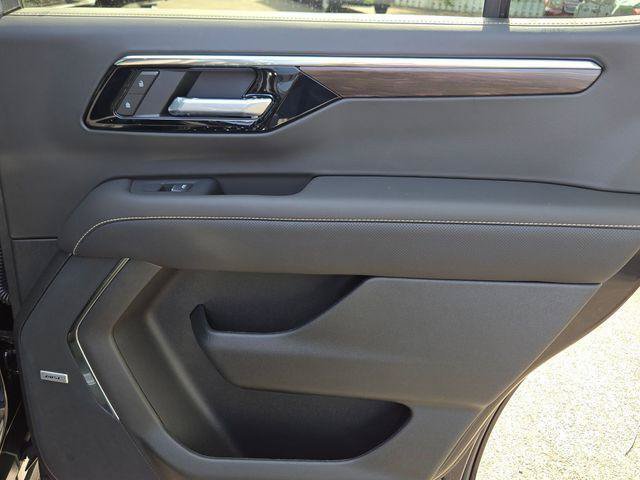 New 2026 Chevrolet Tahoe Premier AWD/4WD image 16