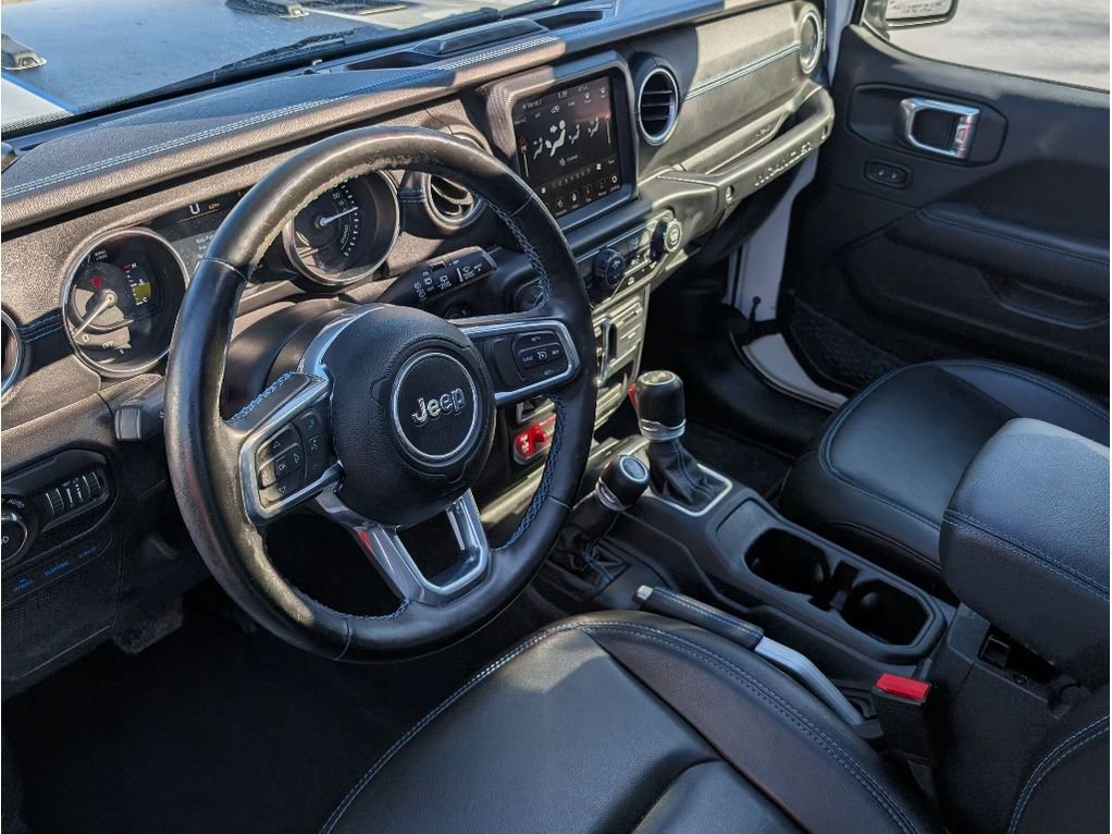 Used 2022 Jeep Wrangler Unlimited Rubicon 4xe w/ Cold Weather Group image 18