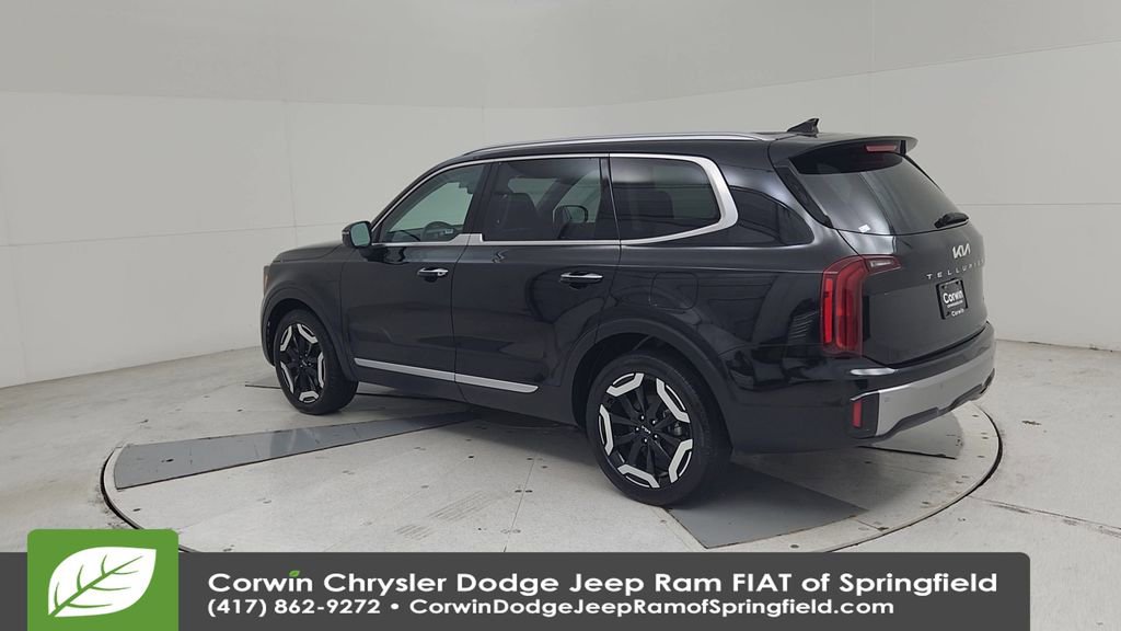 Used 2025 Kia Telluride S AWD/4WD image 11