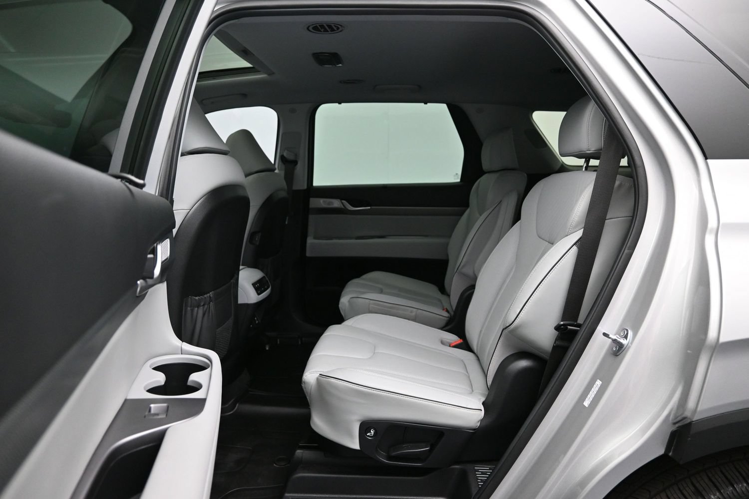 Used 2024 Hyundai Palisade SEL w/ Premium Package FWD image 11