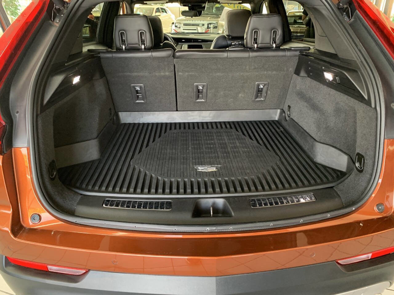 Used 2019 Cadillac XT4 Premium Luxury w/ Technology Package image 8