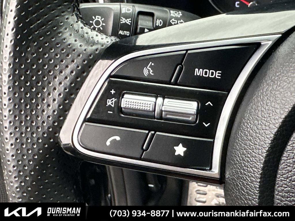 Used 2024 Kia Forte GT-Line w/ GT-Line Premium Package image 17