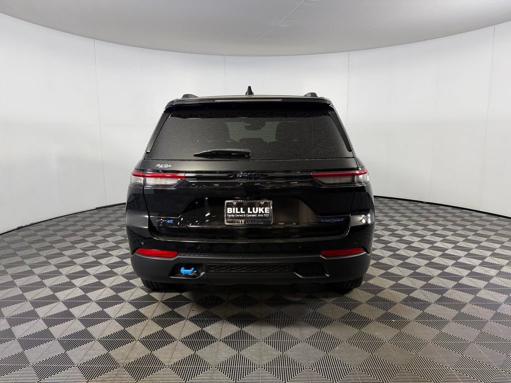 Certified 2022 Jeep Grand Cherokee Trailhawk AWD/4WD image 7