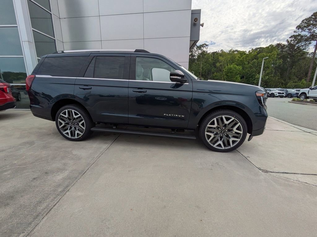 New 2026 Ford Expedition Platinum AWD/4WD image 3