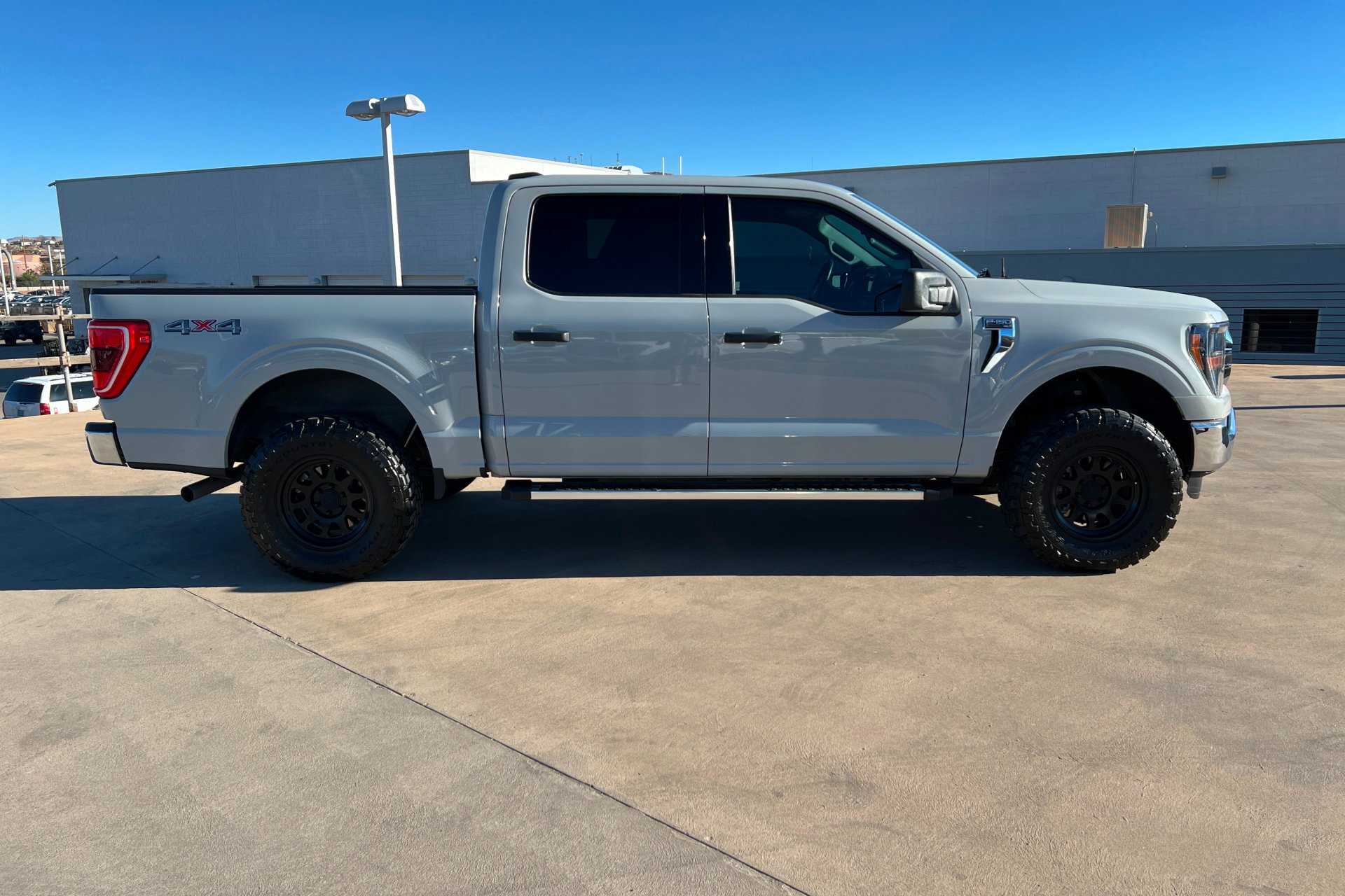 Used 2023 Ford F150 XLT w/ Equipment Group 301A Mid image 6