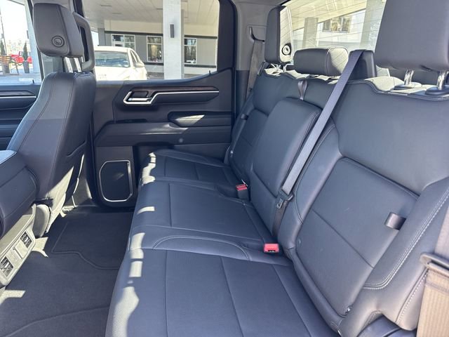 Used 2025 GMC Sierra 1500 SLT image 24