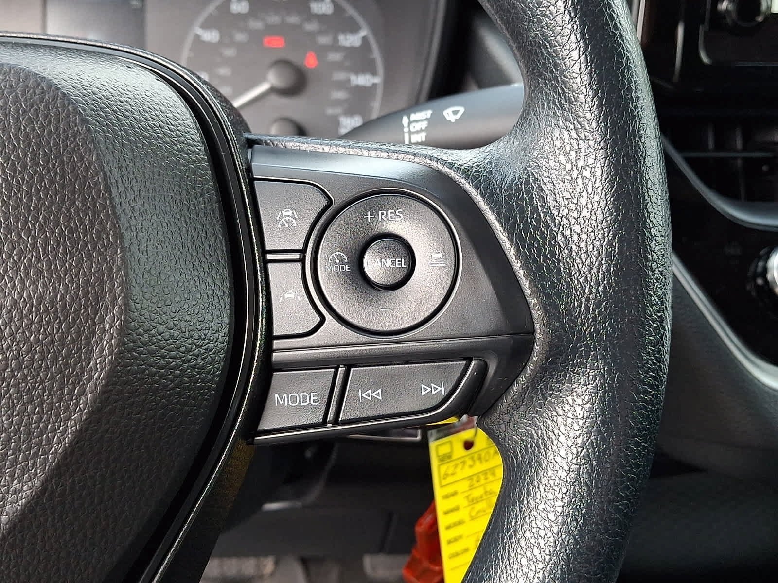 Used 2024 Toyota Corolla LE FWD image 25