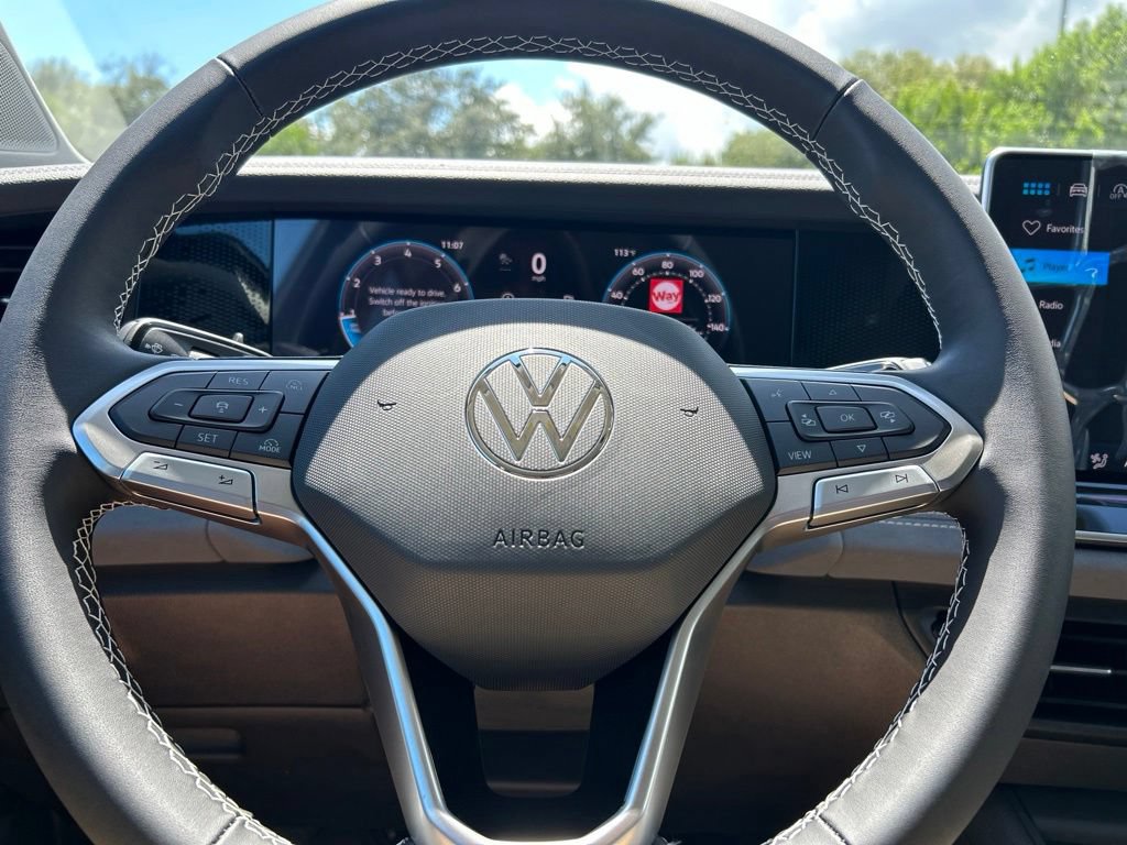 New 2026 Volkswagen Tiguan SE FWD image 24