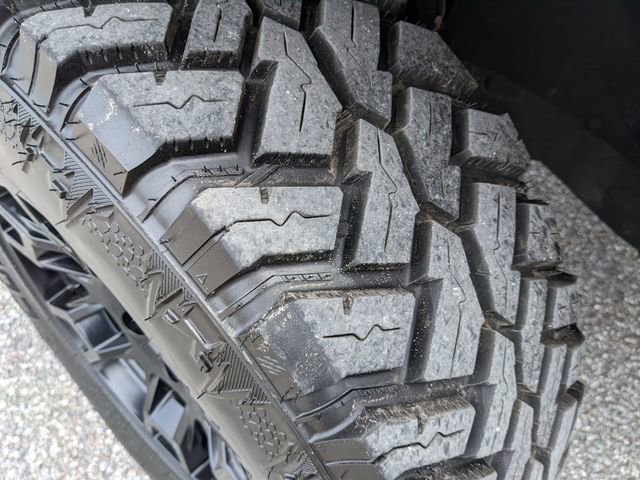 Used 2017 Toyota Tacoma SR5 w/ Tow Package image 34