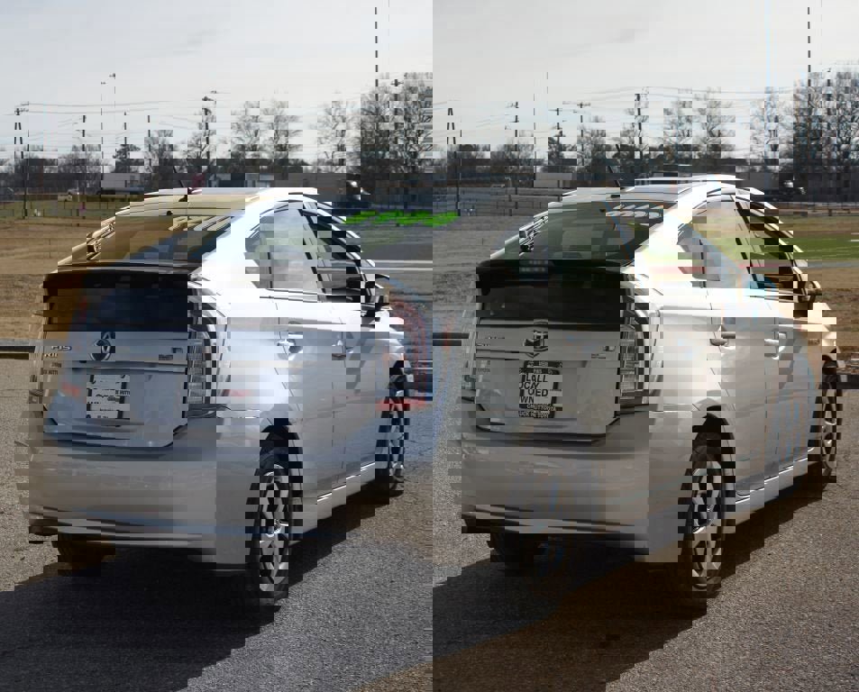 Used 2012 Toyota Prius Three image 13