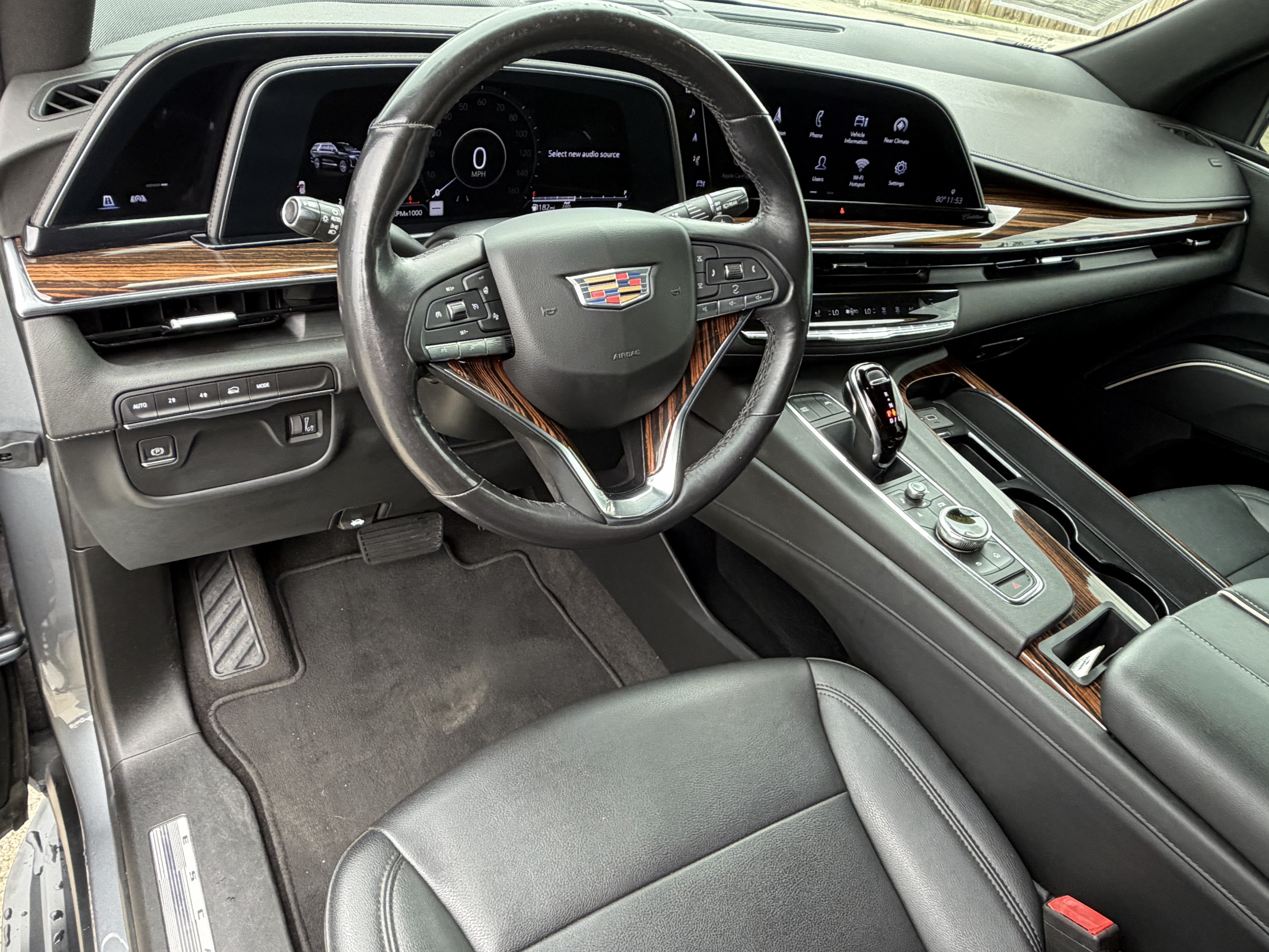 Used 2022 Cadillac Escalade ESV Luxury AWD/4WD image 14