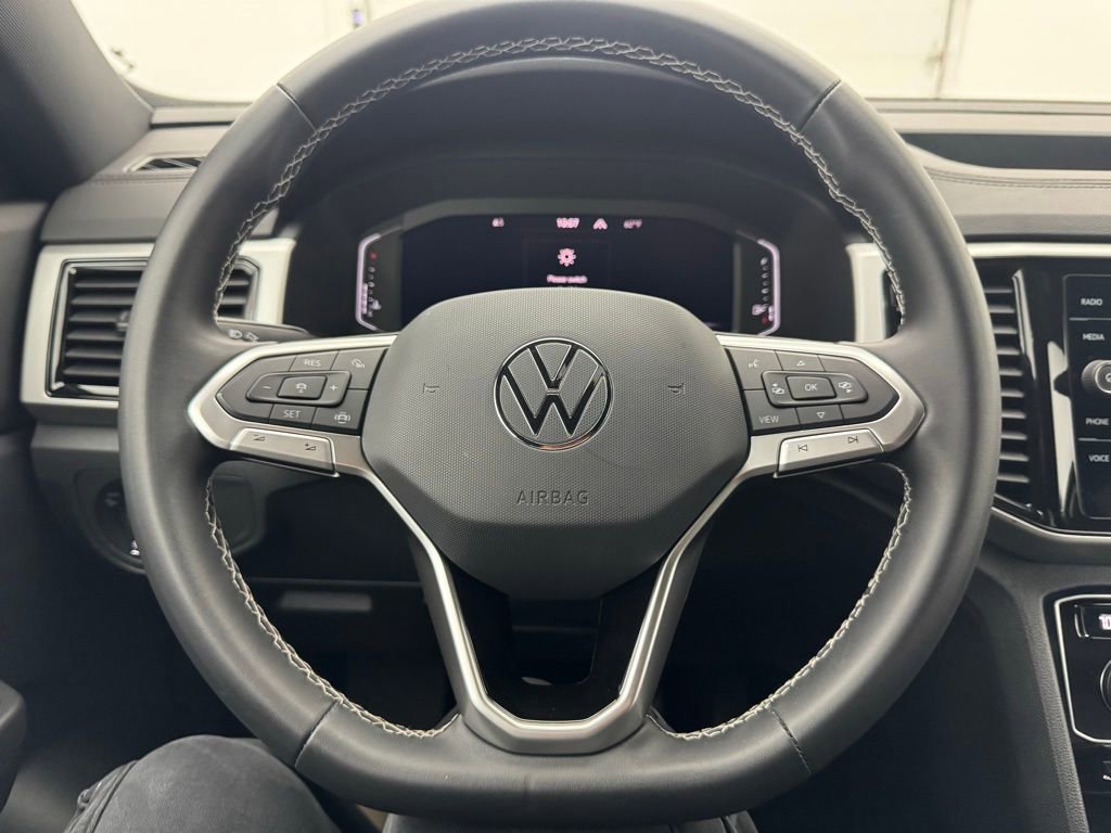 Used 2022 Volkswagen Atlas Cross Sport SE image 19