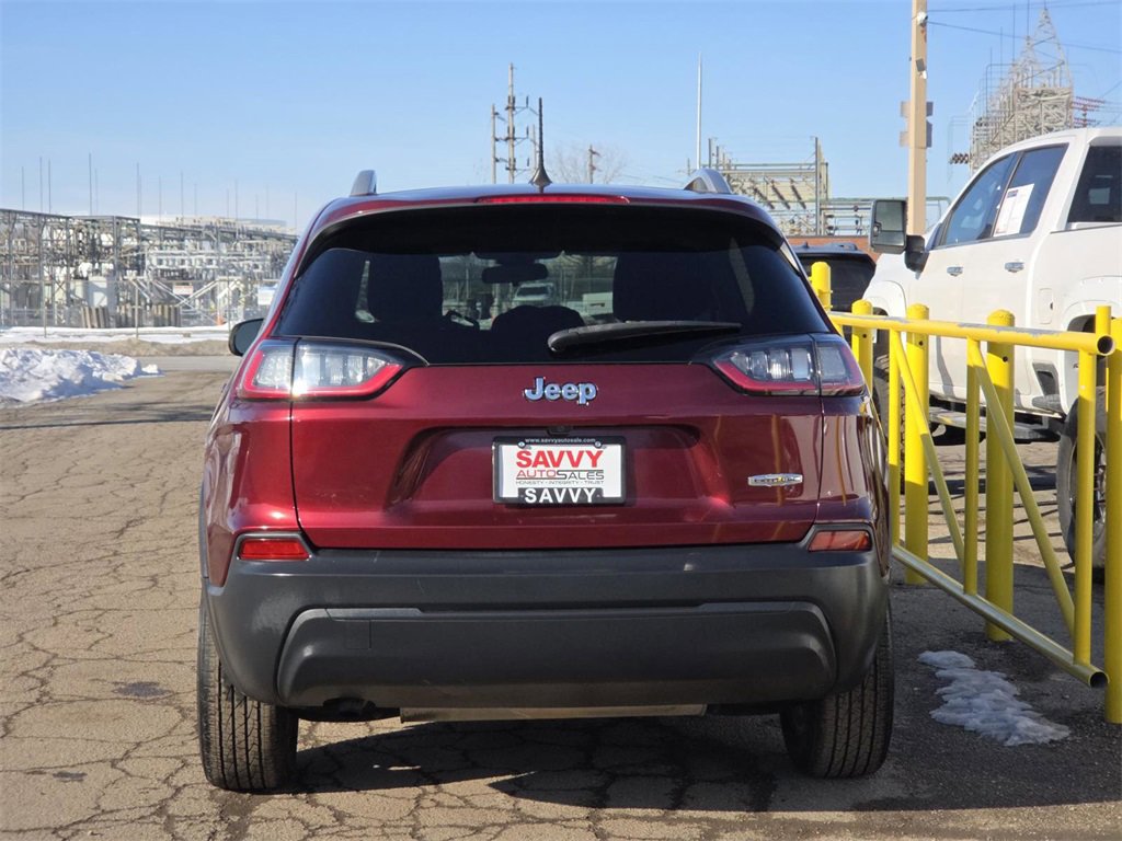 Used 2019 Jeep Cherokee Latitude w/ Popular Appearance Group image 12