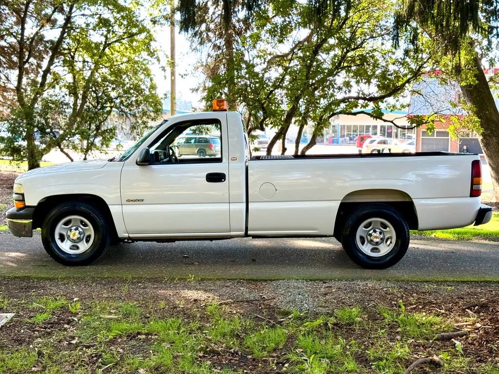 Used 2002 Chevrolet Silverado 1500 2WD Regular Cab image 4