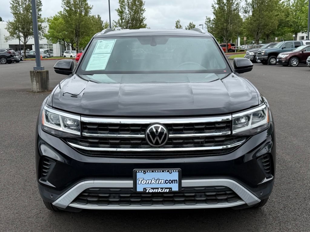 Used 2022 Volkswagen Atlas Cross Sport SE AWD/4WD image 3