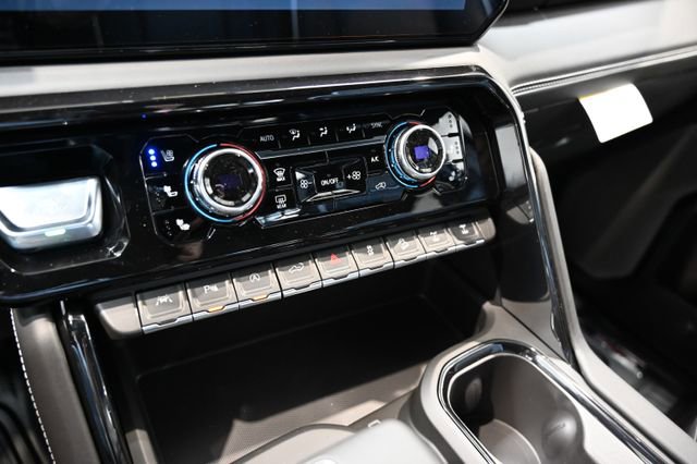 New 2026 GMC Sierra 1500 AT4X w/ LPO, Black Badging Package AWD/4WD image 23