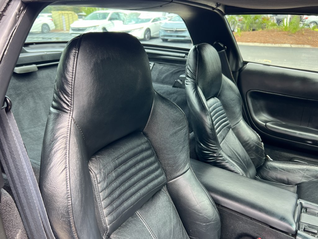 Used 1995 Chevrolet Corvette Coupe RWD image 16