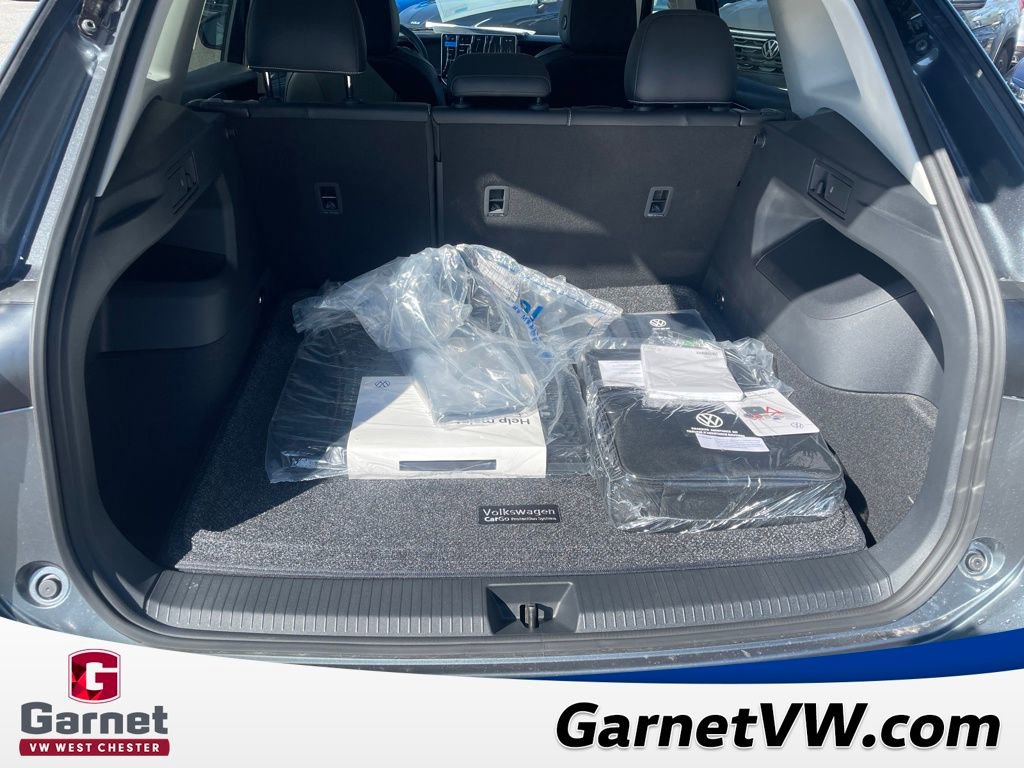 New 2026 Volkswagen Tiguan SE image 19