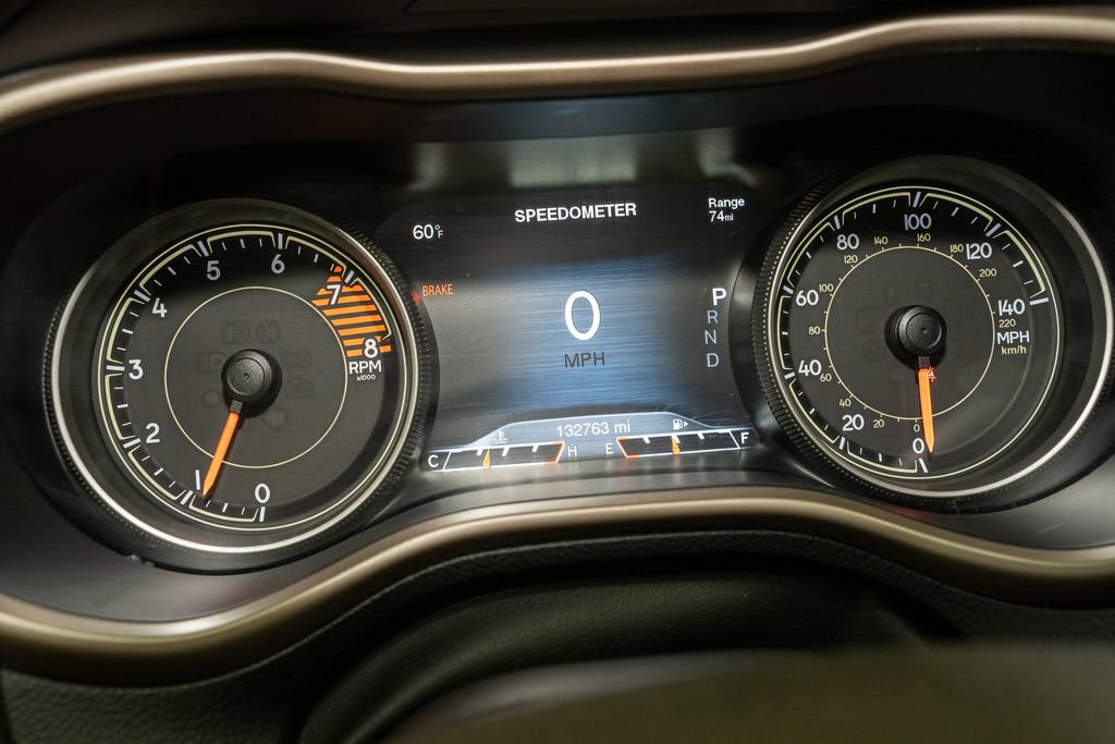 Used 2016 Jeep Cherokee Limited image 17