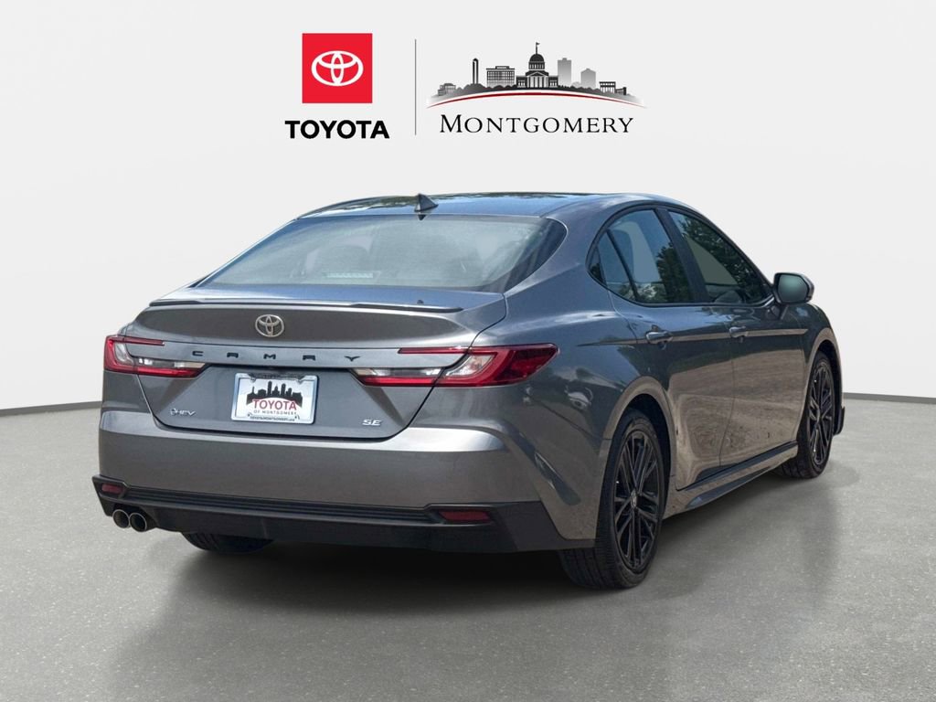 Used 2025 Toyota Camry SE FWD image 3