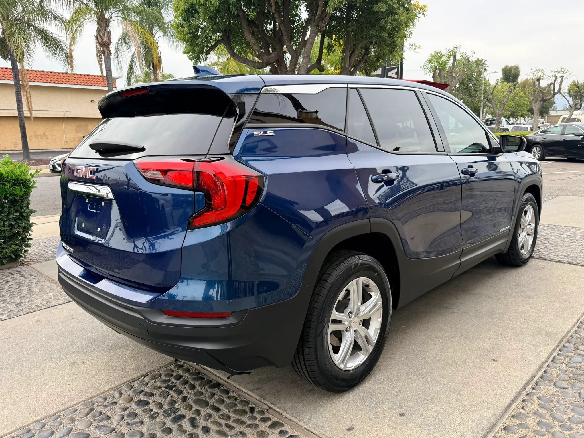 Used 2019 GMC Terrain SLE FWD image 5