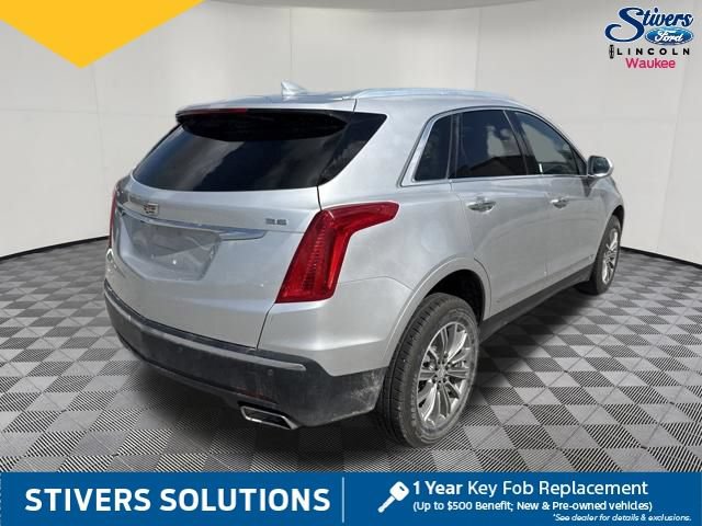 Used 2017 Cadillac XT5 Luxury AWD/4WD image 7