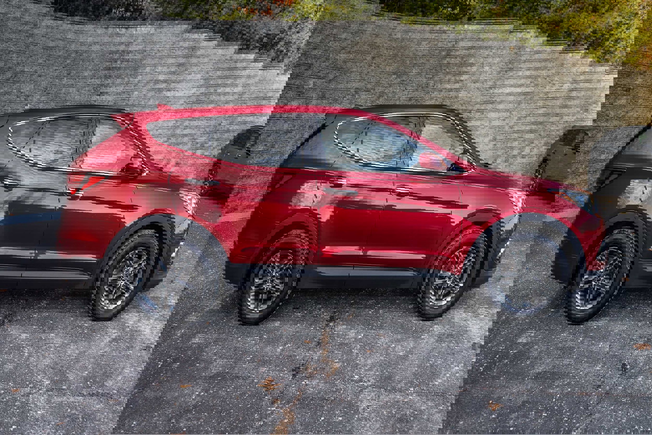 Used 2017 Hyundai Santa Fe Sport w/ Cargo Package image 4