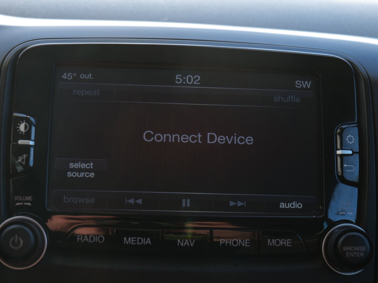 Used 2014 FIAT 500L Trekking w/ Popular Equipment Group image 28