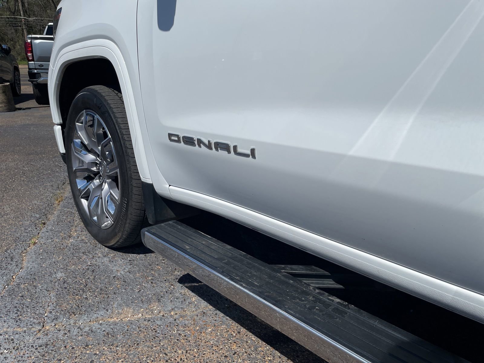 Used 2024 GMC Sierra 1500 Denali image 11