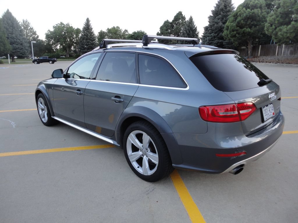 Used 2016 Audi A4 Premium Plus w/ Technology Package AWD/4WD image 3