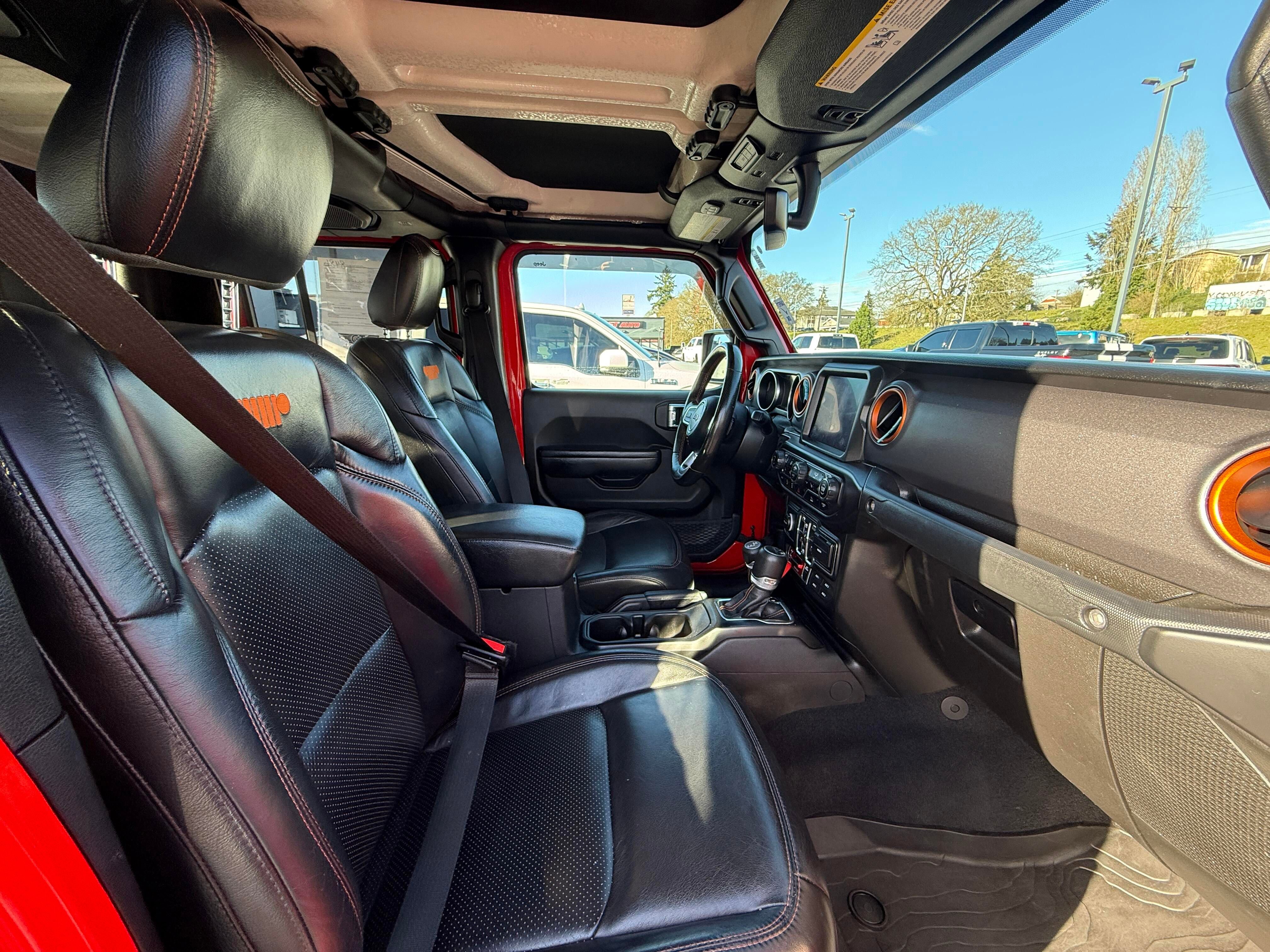 Used 2021 Jeep Gladiator Mojave AWD/4WD image 11