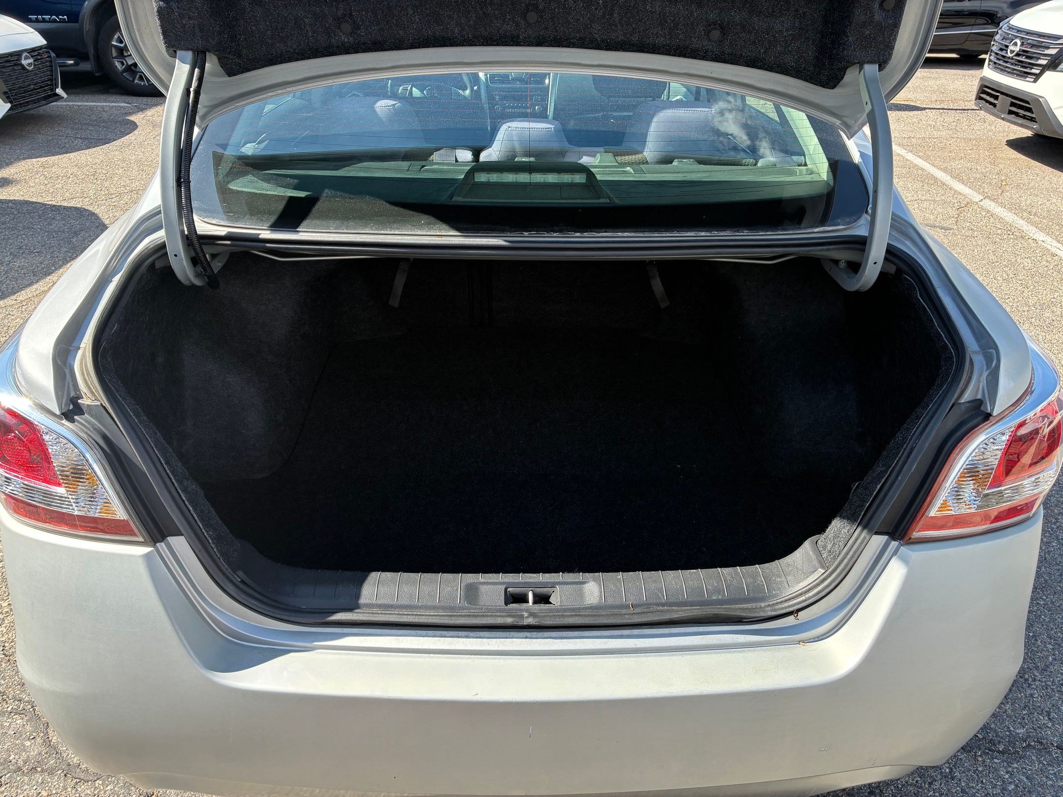 Used 2014 Nissan Altima 2.5 S FWD image 27
