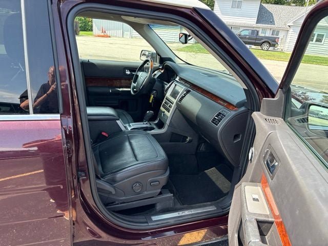 Used 2011 Ford Flex Limited w/ Trailer Tow Pkg Class III FWD image 4