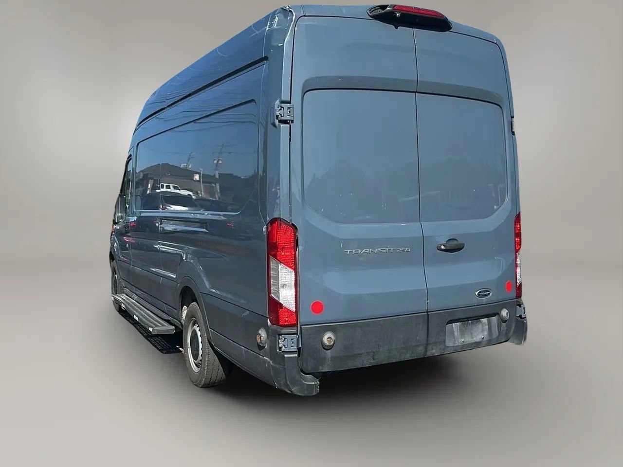 Used 2019 Ford Transit 250 148 High Roof Extended image 4