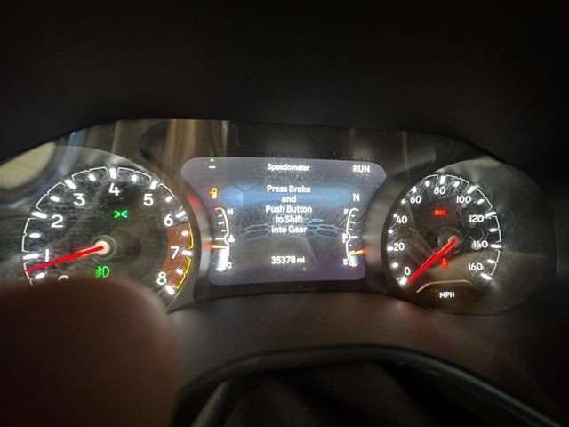 Used 2023 Jeep Compass Latitude AWD/4WD image 2