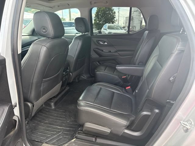 Used 2019 Chevrolet Traverse LT w/ LT Premium Package AWD/4WD image 11