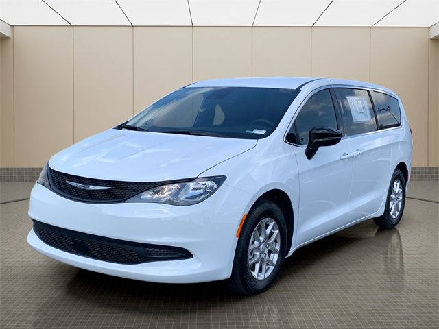 New 2026 Chrysler Voyager LX