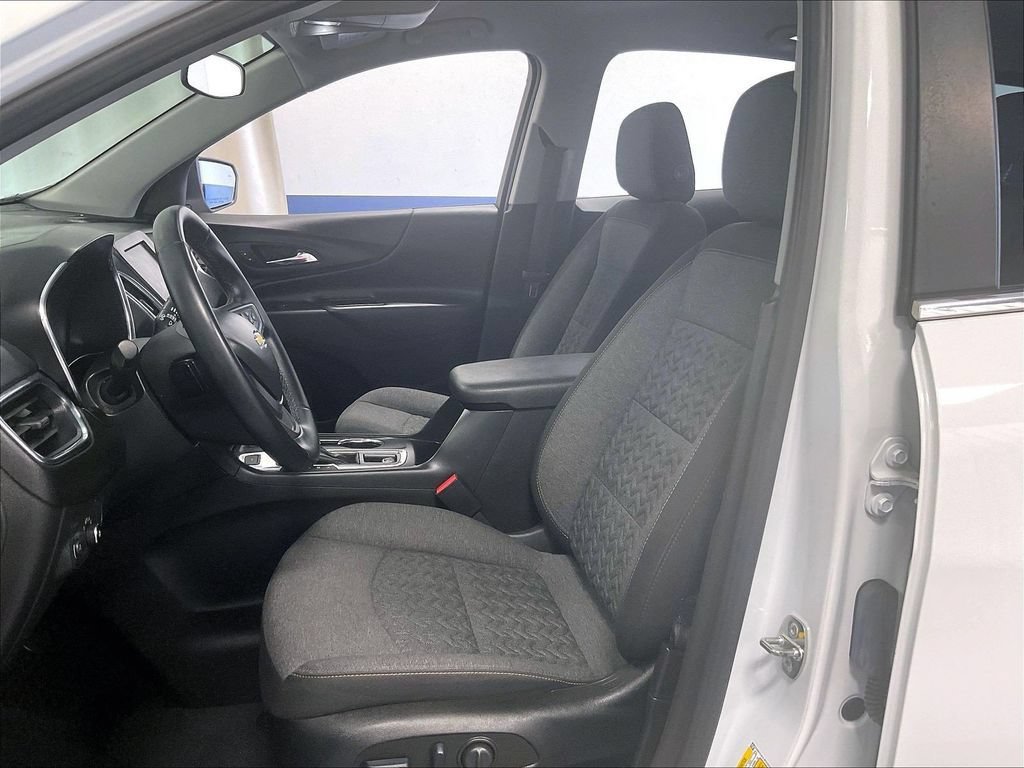 Used 2023 Chevrolet Equinox LT AWD/4WD image 10