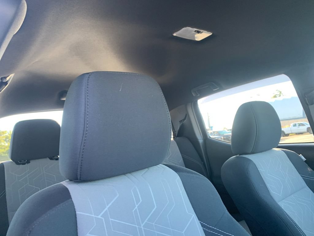 Used 2023 Toyota Tacoma TRD Off-Road AWD/4WD image 19