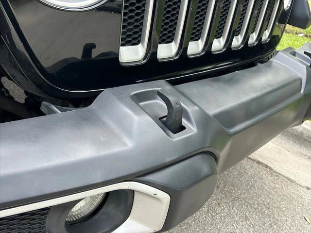 Certified 2018 Jeep Wrangler Unlimited Sahara AWD/4WD image 53