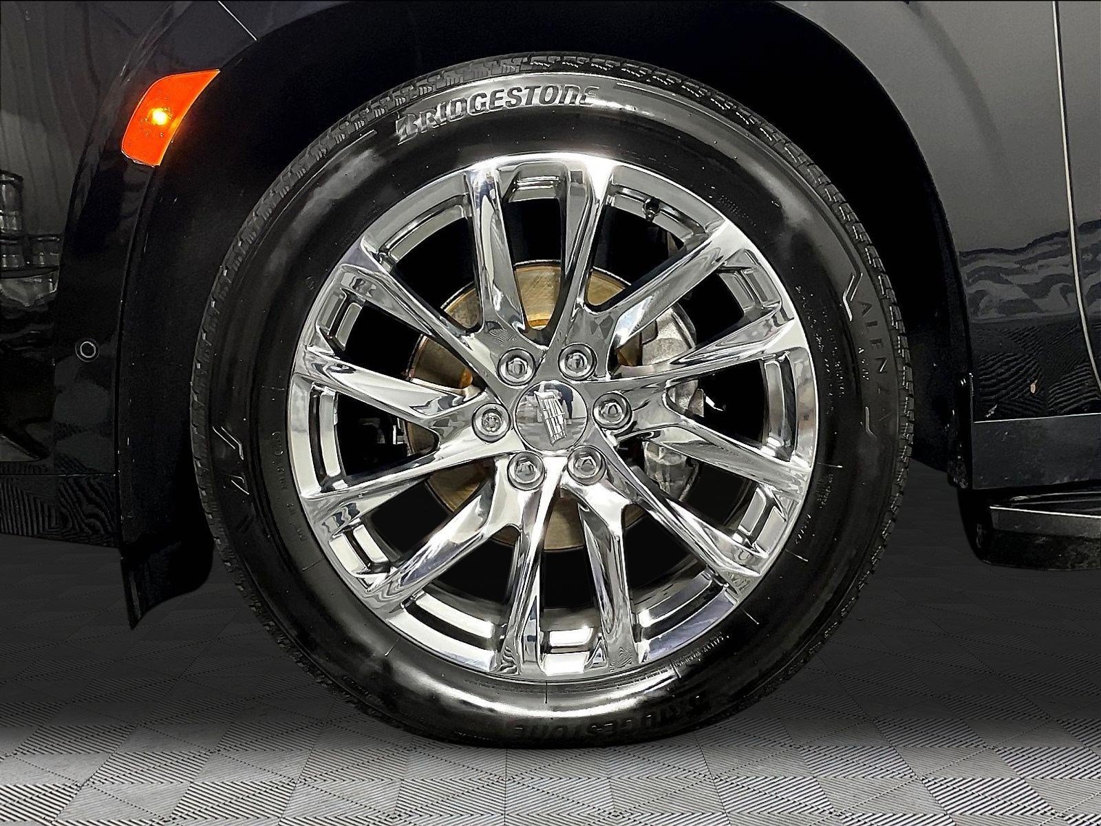 Used 2022 Cadillac Escalade Premium Luxury Platinum w/ LPO, Radiant Package AWD/4WD image 34