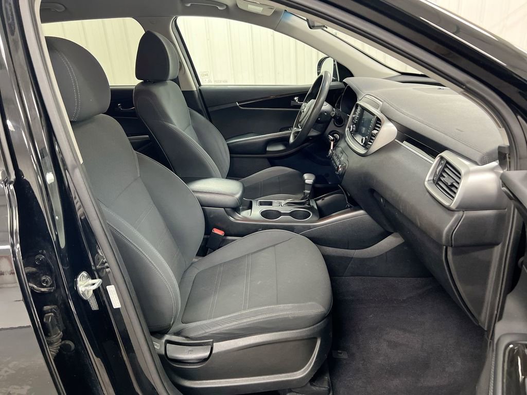 Used 2019 Kia Sorento L image 20